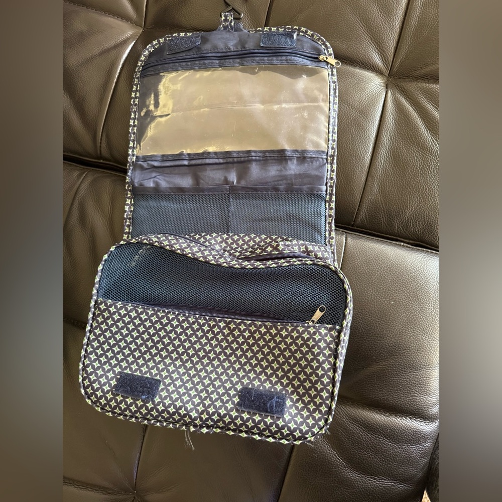 Hanging Travel toiletries Bag